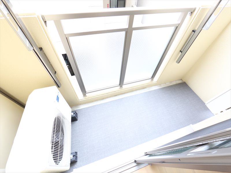 バルコニー　バルコニー