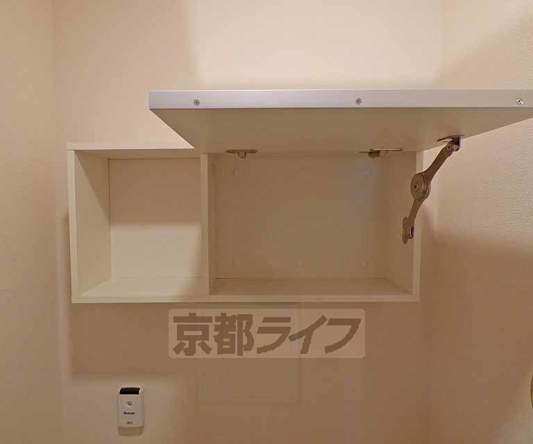 トイレ　トイレ収納です。