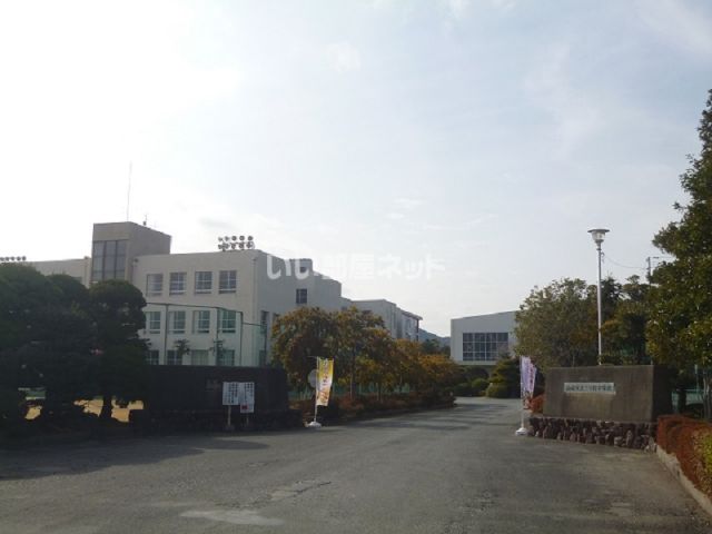 中学校　浜松市立三ヶ日中学校（中学校）まで3461m
