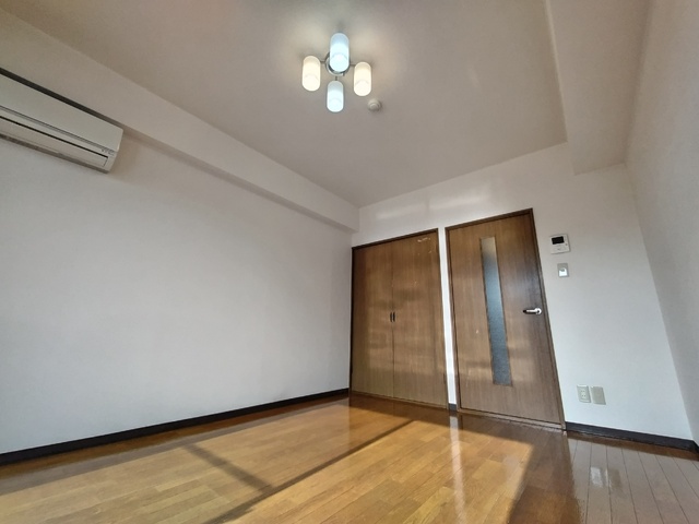 その他部屋・スペース　洋室７．２帖※同タイプ参考写真（照明は設備ではありません）