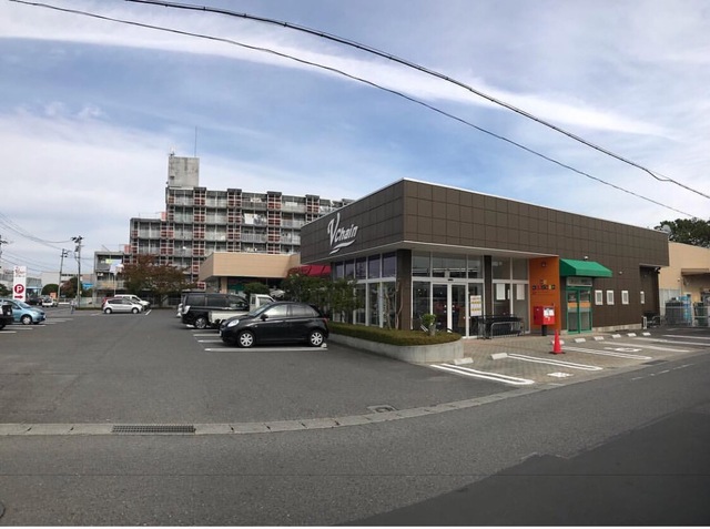 スーパー　ブイチェーン大槻店（スーパー）まで771m