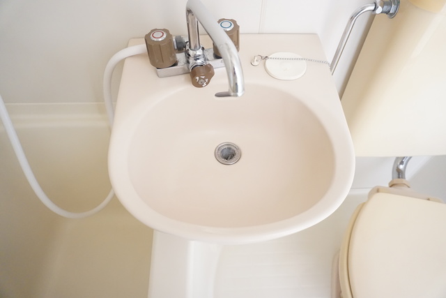 洗面設備　洗面ボウルと鏡もございます☆