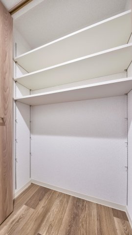 収納　たっぷりとした収納スペースです