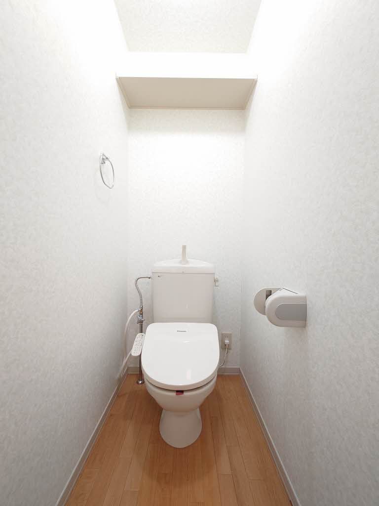 トイレ　トイレ