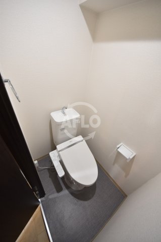 トイレ　ラインビルド肥後橋　温水洗浄便座