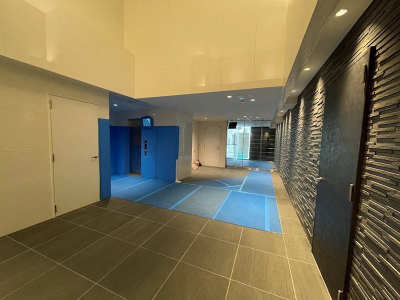 エントランス　★見学予約受付中★