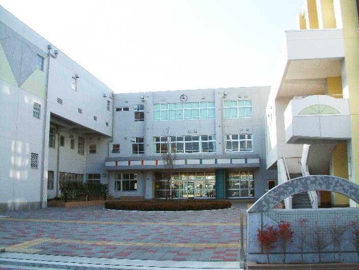 小学校　江戸川区立東葛西小学校（小学校）まで399m