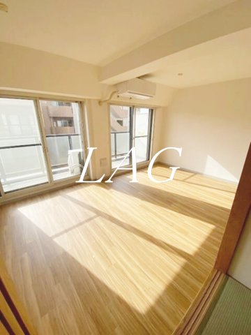 居室・リビング　洋室のお部屋です。