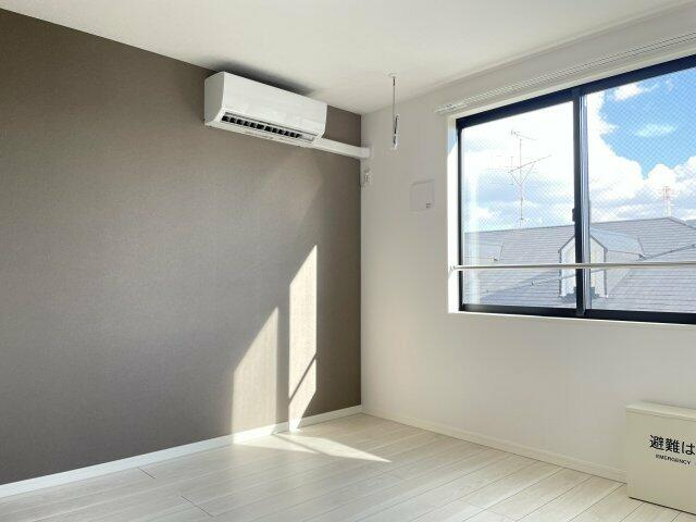 居室・リビング　別部屋参考写真