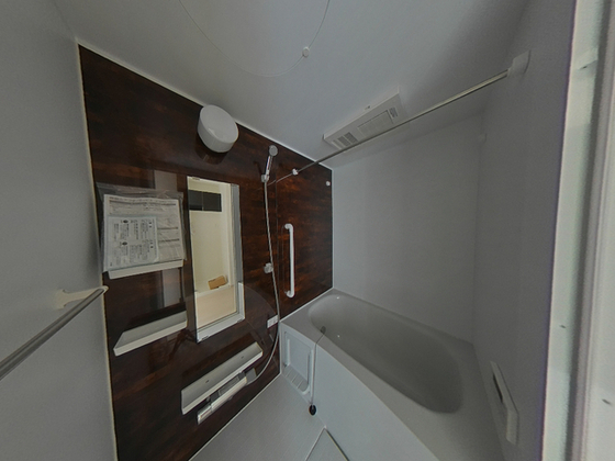 バス・シャワールーム　※別部屋の写真です