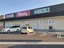 ドラックストア　ウォンツアクロスプラザ神辺店（ドラッグストア）まで400m