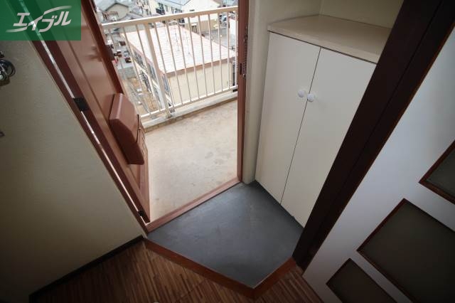 玄関　玄関スペース