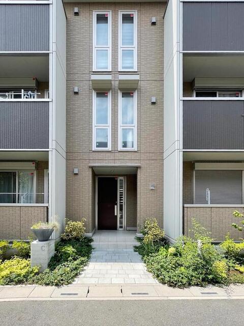 エントランス　出入口