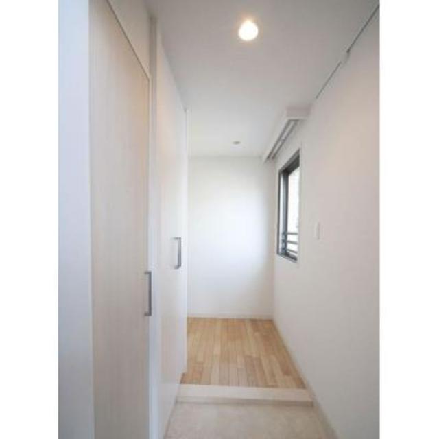 玄関　※写真は同タイプ住戸です。