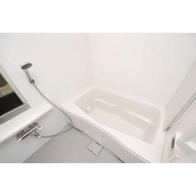 バス・シャワールーム　※写真は同タイプ住戸です。