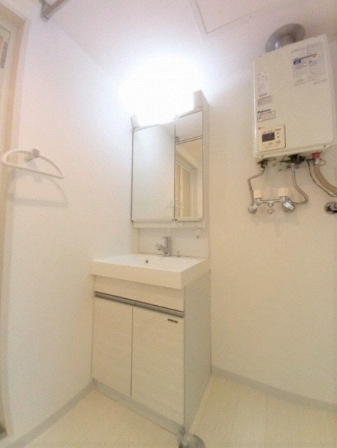 洗面設備　洗面化粧台付き♪