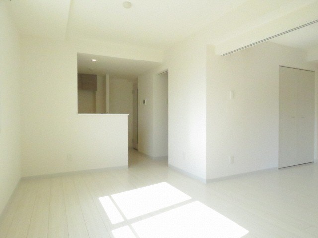 居室・リビング　使いやすい間取りのリビング♪