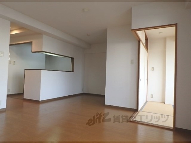 居室・リビング　リビング