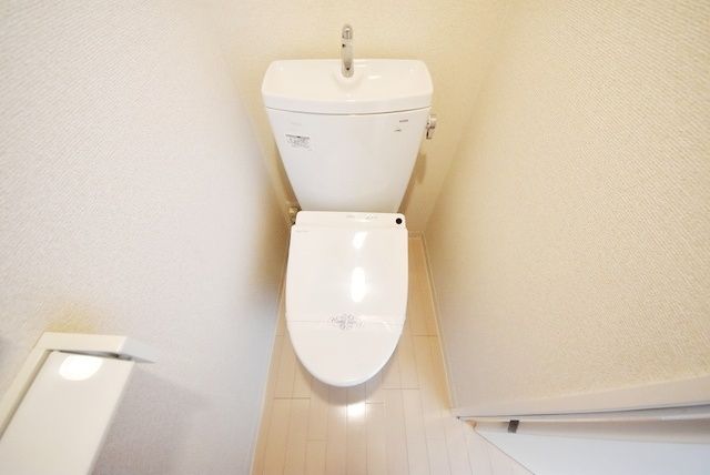 トイレ　別号室　参考画像