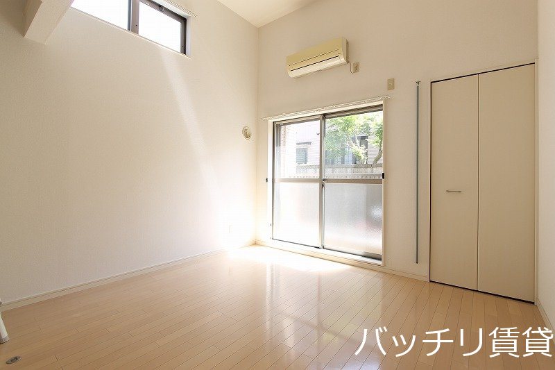 バルコニー　同型タイプの為、現状を優先致します。