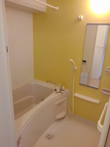 バス・シャワールーム　お風呂で日々の疲れを落としましょう