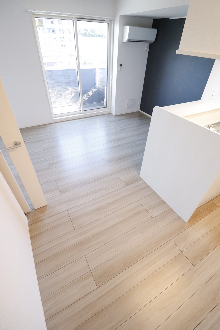 居室・リビング　※同物件、別部屋になります。