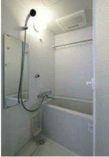 バス・シャワールーム　バスルーム