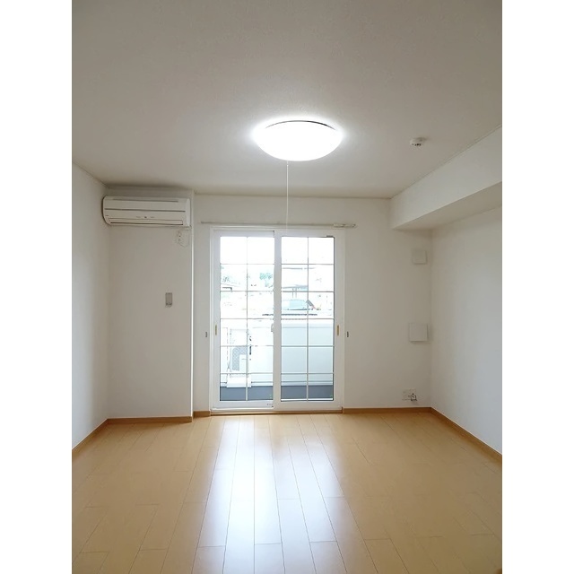 建物外観　洋室