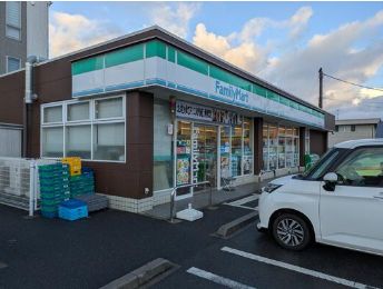 コンビニ　ファミリーマート千葉末広四丁目店（コンビニ）まで772m