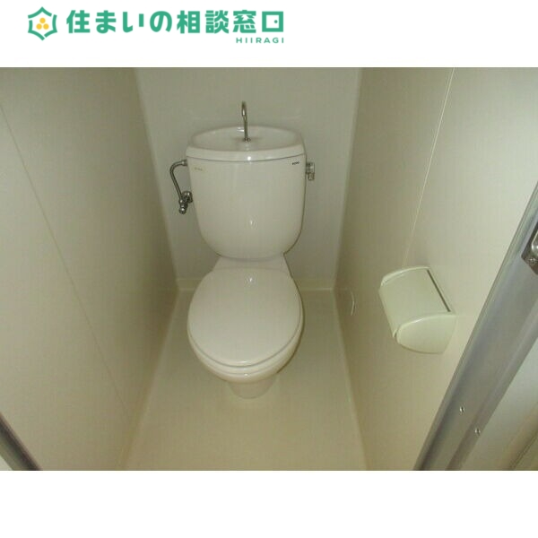 トイレ　同型