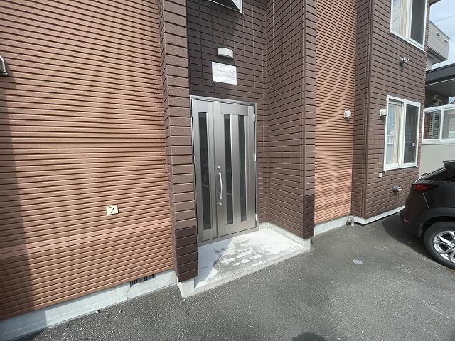 エントランス　エントランス