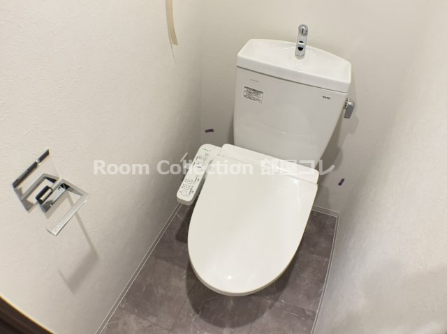 トイレ　※同物件他部屋写真 反転、色違いの場合有 現況優先