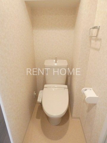 トイレ　ウォシュレット付き