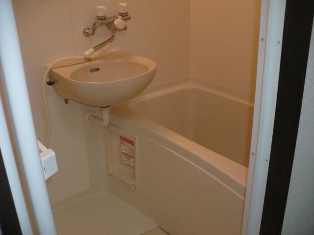バス・シャワールーム　バスルーム