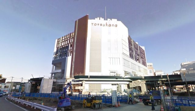 ショッピングセンター　トツカーナモール（ショッピングセンター）まで732m