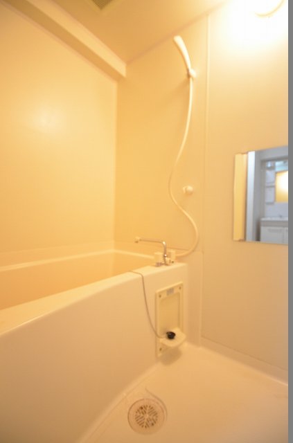 バス・シャワールーム　別号室の写真です
