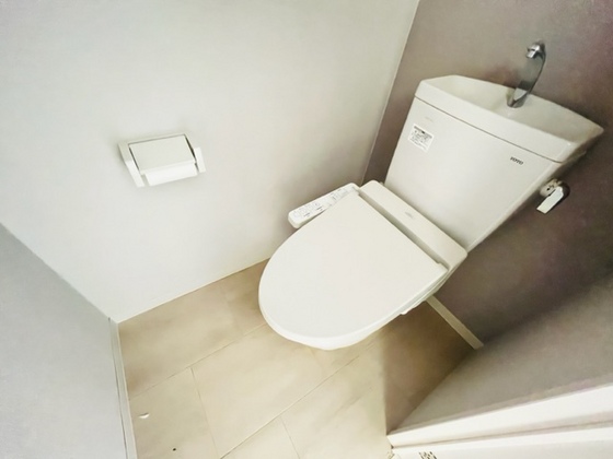 トイレ　※別部屋の写真です