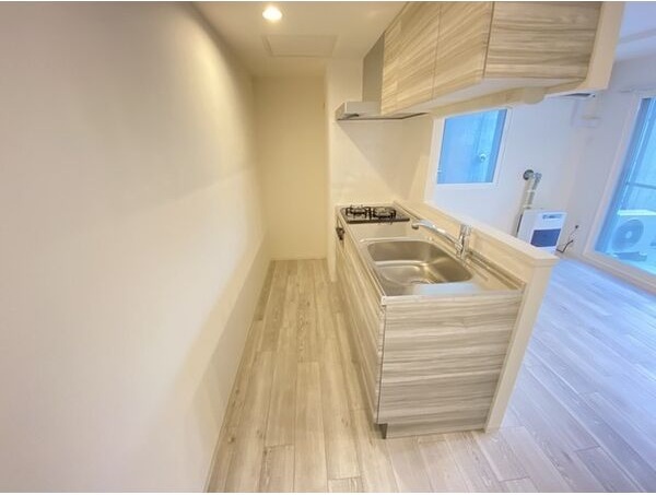 キッチン　人気の対面システムキッチンタイプです！