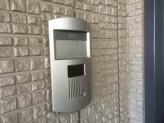 エントランス　テレビドアホン