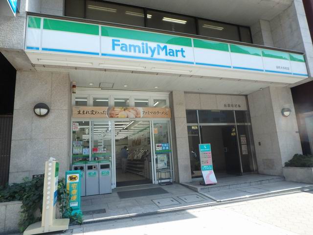 コンビニ　ファミリーマート谷町大手前店（コンビニ）まで192m