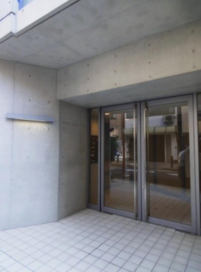 エントランス　★見学予約受付中★