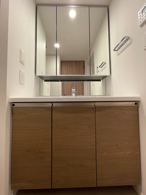 洗面設備　※写真は同タイプ住戸です。