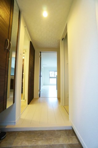 玄関　きれいな玄関です♪