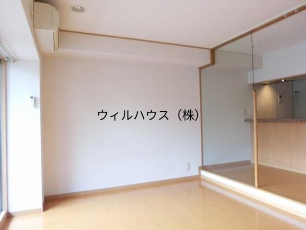 居室・リビング　室内きれいです！