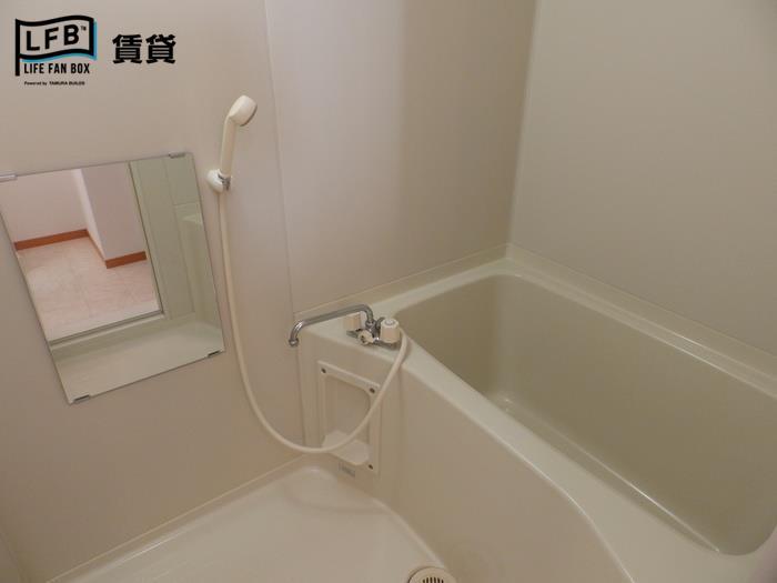 バス・シャワールーム　※202のお部屋です