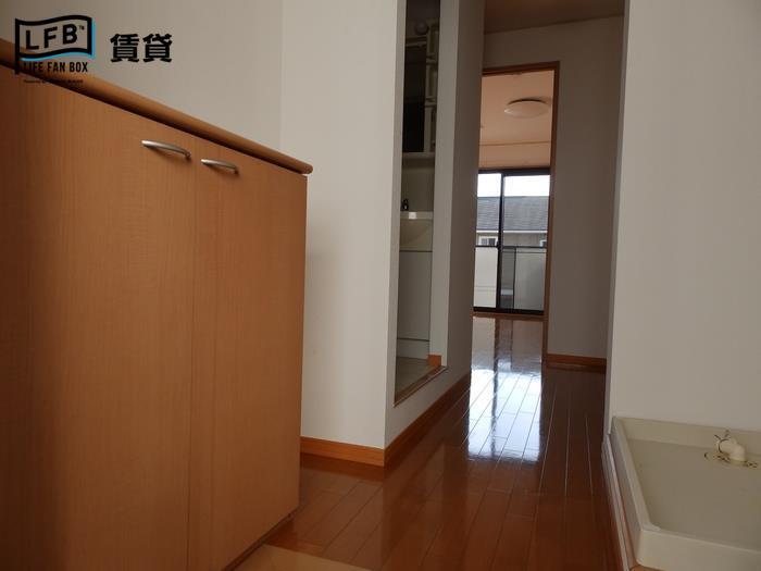 玄関　※202のお部屋です