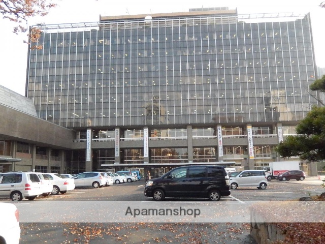 役所　岡山市役所（役所）まで550m