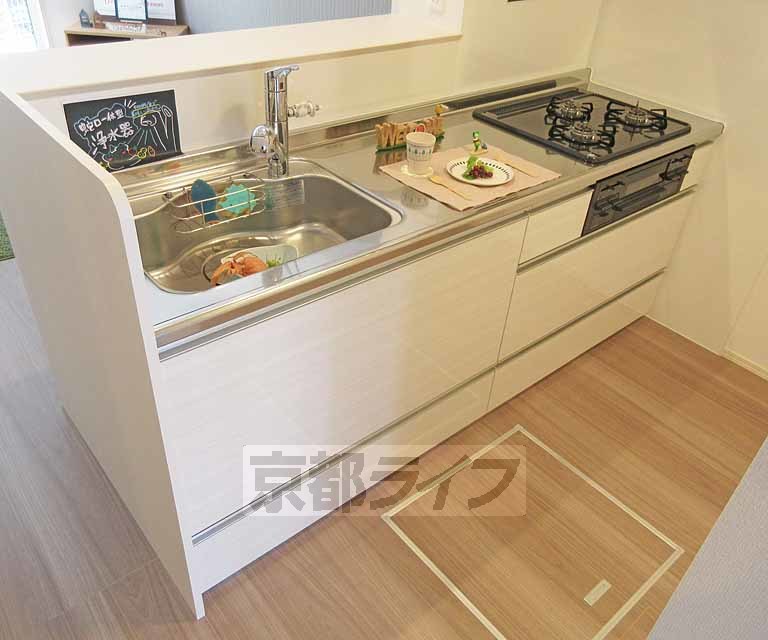 キッチン　使いやすいシステムキッチン・