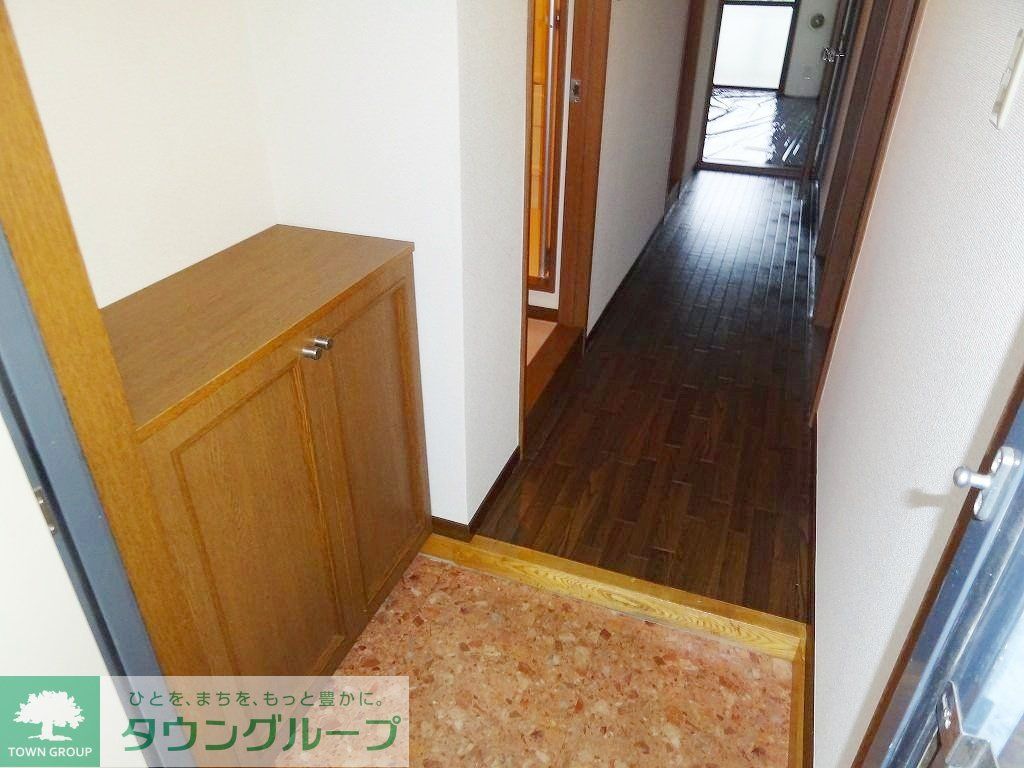 玄関　お問合せはタウンハウジングまで！※現地待合わせ相談可能