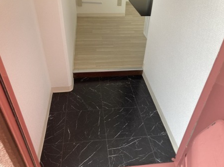 玄関　明るい玄関です